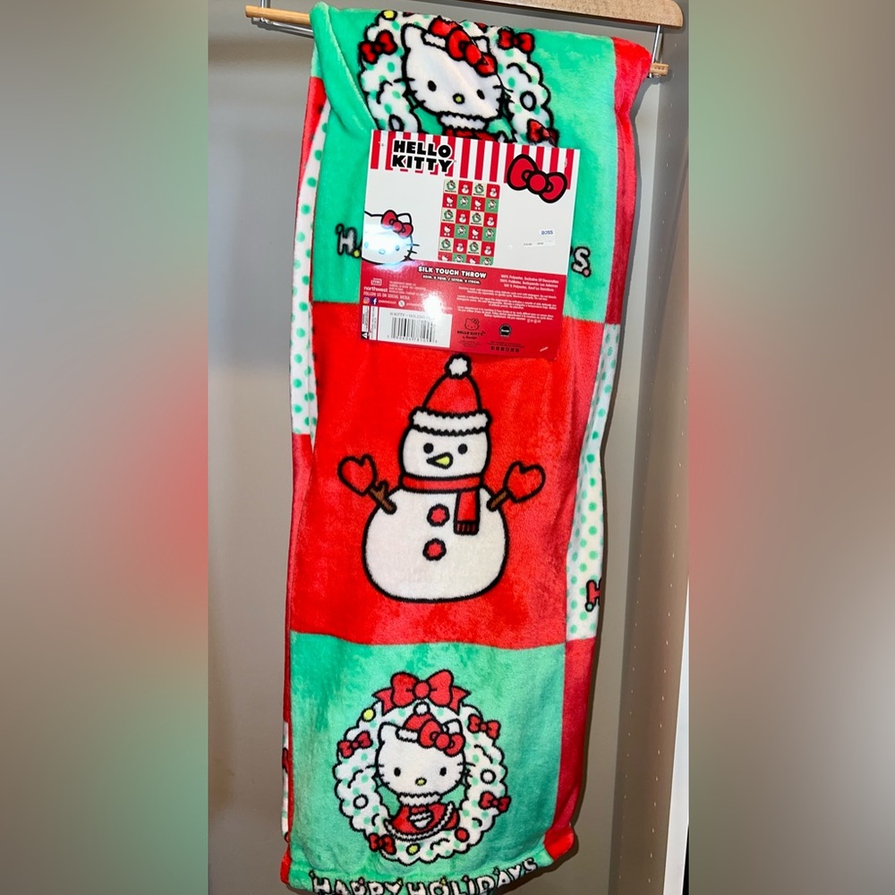 Hello Kitty Happy Holidays Snowman Throw Blanket